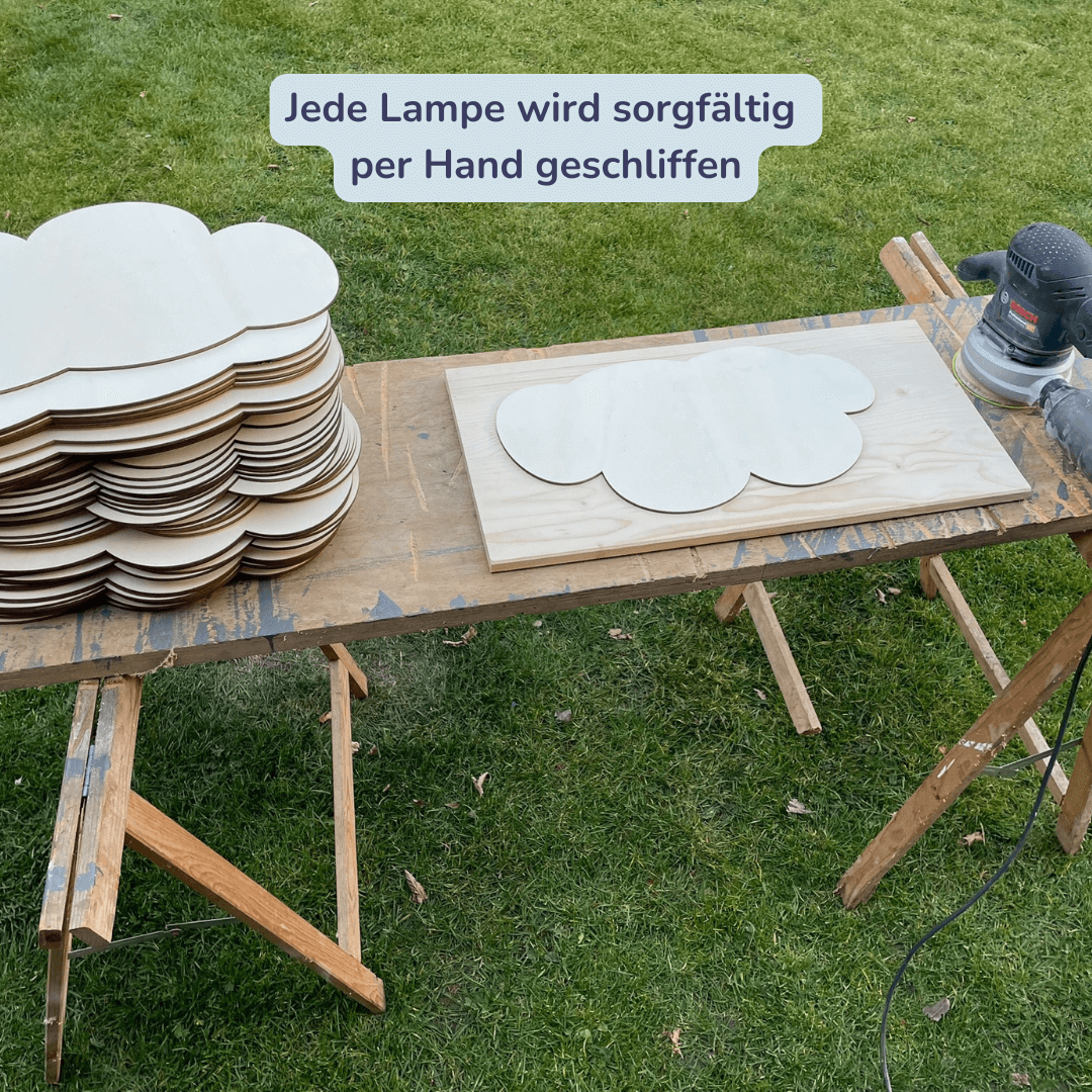 Stern "Samuel" Wandlampe für das Kinderzimmer aus Holz 30cm