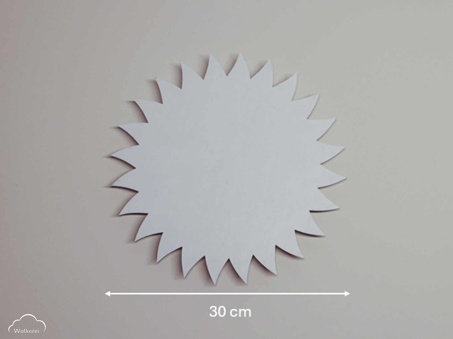 Sonne "Samira" Wandlampe für das Kinderzimmer aus Holz 30cm