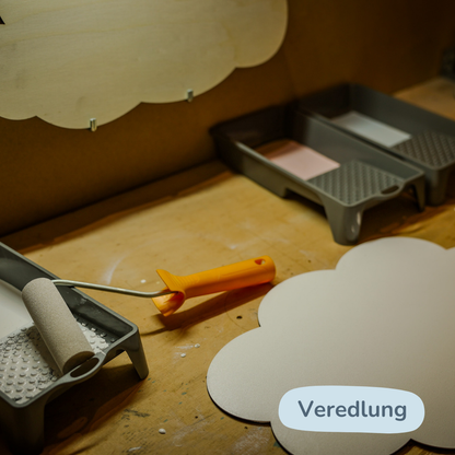 Mond "Maxi" Wandlampe für das Kinderzimmer aus Holz 30cm