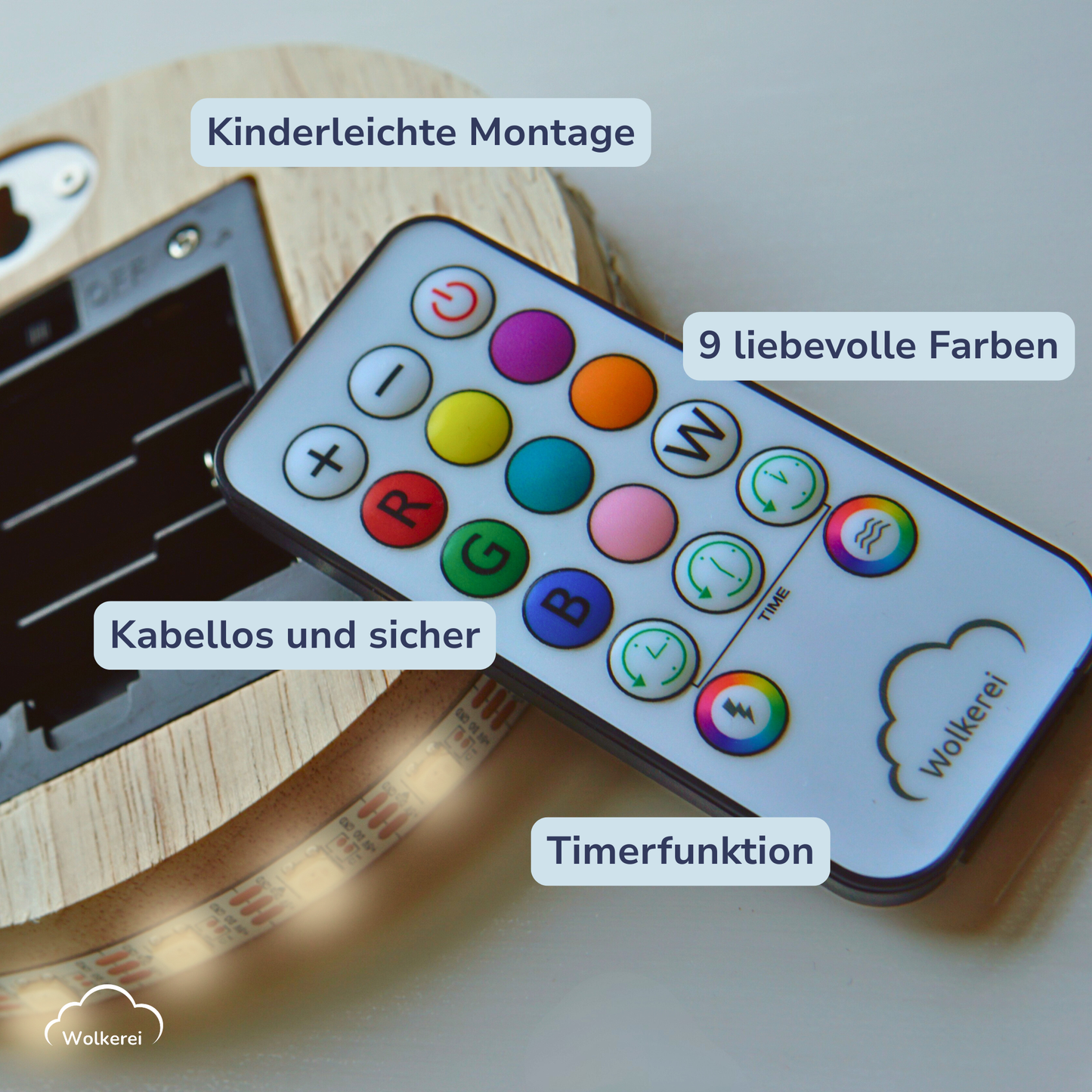 Wolke "Ava" Wandlampe für das Kinderzimmer aus Holz 45cm