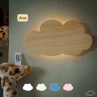 Kinderzimmer Wolkenlampe „Ava“ aus Holz (45cm) – Das beruhigende LED-Nachtlicht mit Schlafaugen für sanftes Einschlafen