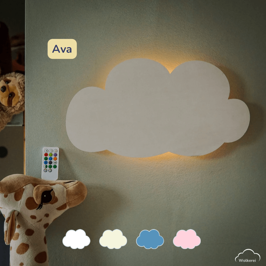 Kinderzimmer Wolkenlampe „Ava“ aus Holz (45cm) – Das beruhigende LED-Nachtlicht mit Schlafaugen für sanftes Einschlafen